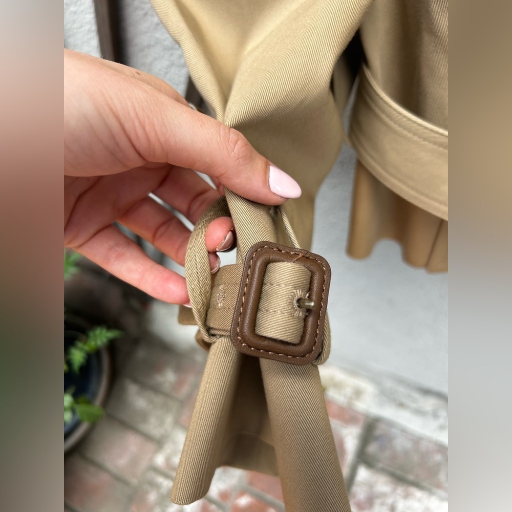 FRAME The Swing Trench Jacket in Desert Tan - Picture 11 of 16